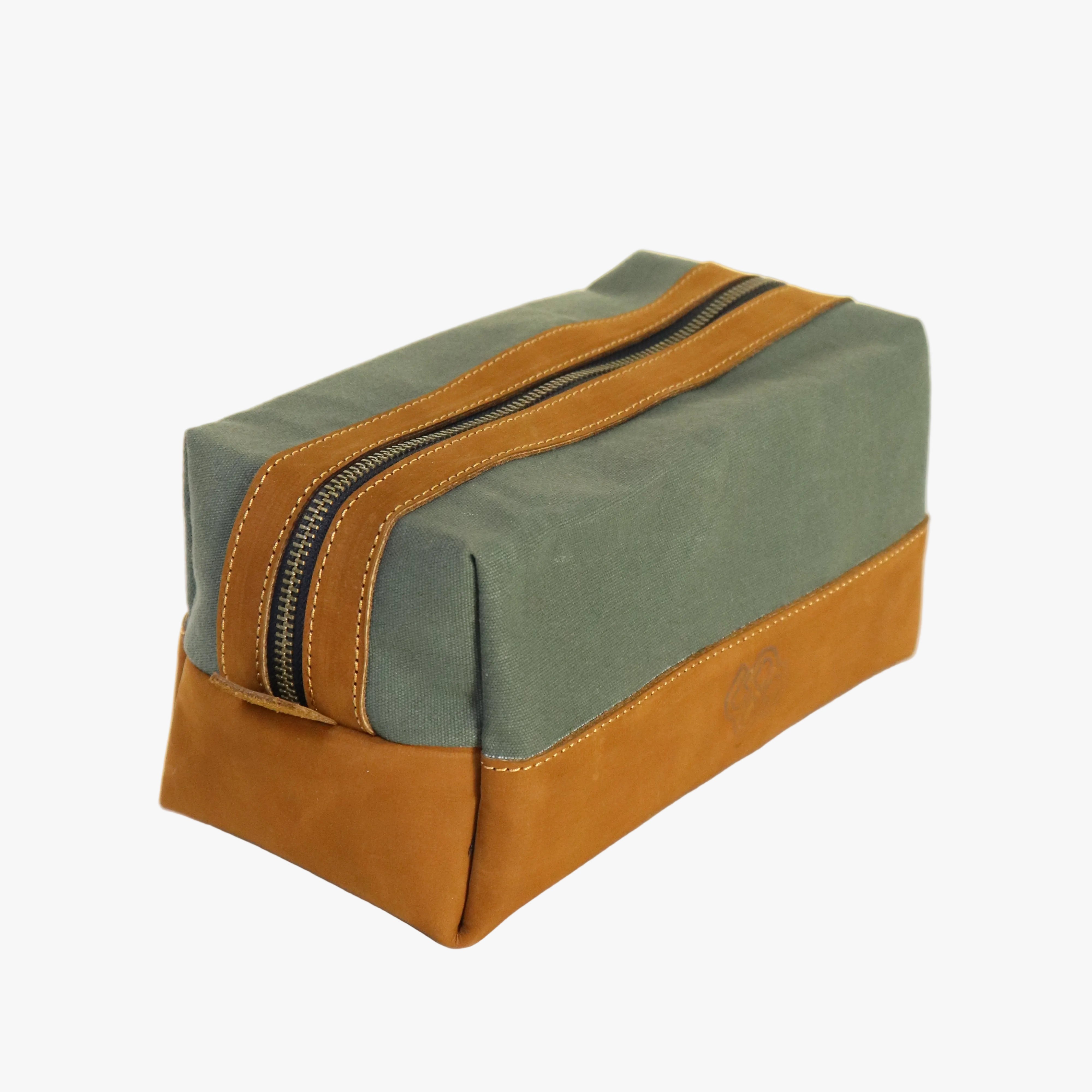 Canvas & Leather Washbag